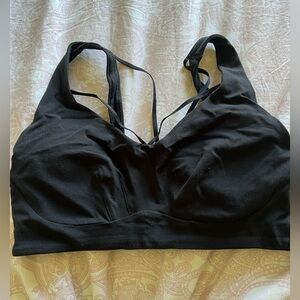 Lululemon sport bra